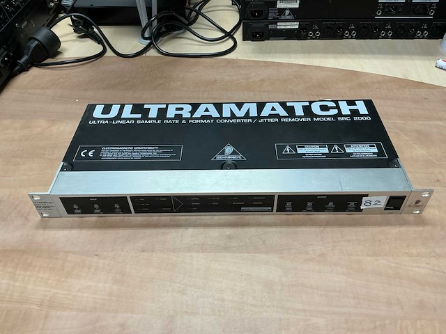 Behringer ultramatch sample rate converter - afbeelding 2 van  4