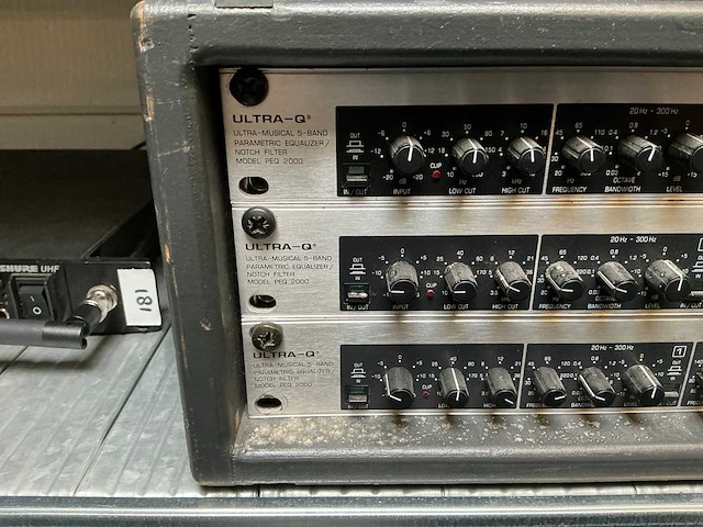 Behringer ultraq parametrische equalizer (3x) - afbeelding 3 van  5
