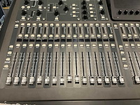 Behringer x32 digitale mengtafel - afbeelding 9 van  12