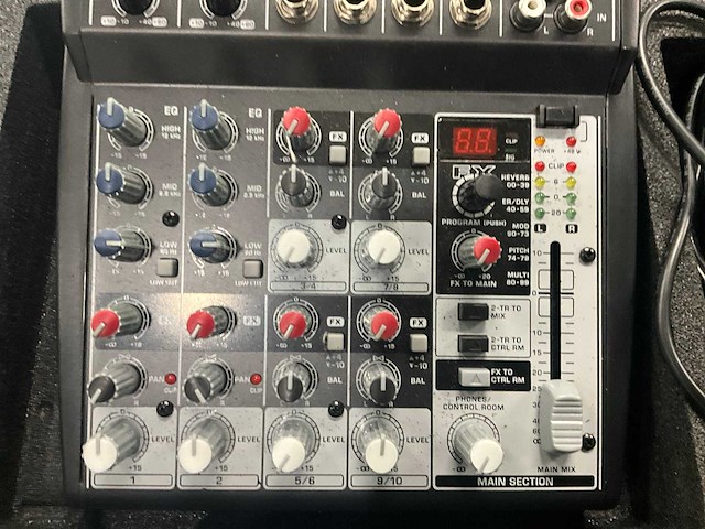 Behringer xenyx 1002 analoge mixer - afbeelding 4 van  6