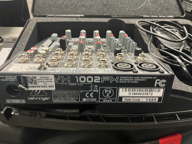 Behringer xenyx 1002 analoge mixer - afbeelding 5 van  6