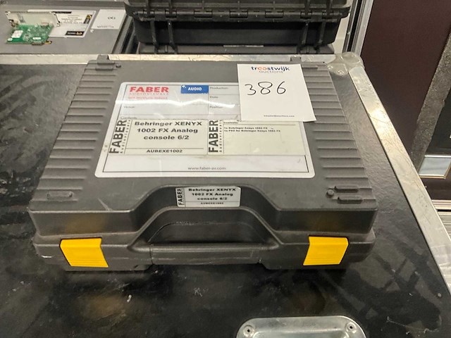Behringer xenyx 1002 fx analoge mengtafel - afbeelding 6 van  7