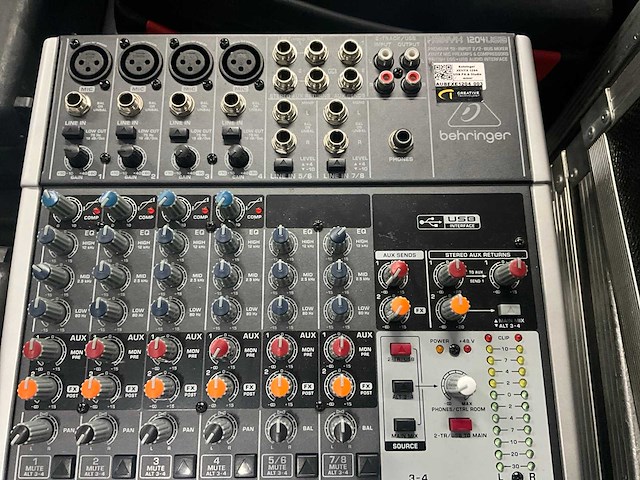 Behringer xenyx 1204 analoge mengtafel - afbeelding 3 van  7