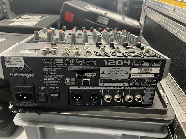 Behringer xenyx 1204 analoge mengtafel - afbeelding 5 van  7