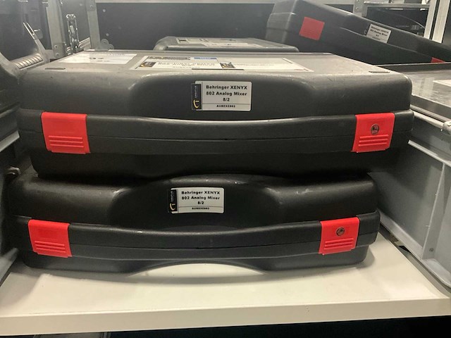 Behringer xenyx 802 analoge mixer (2x) - afbeelding 7 van  8