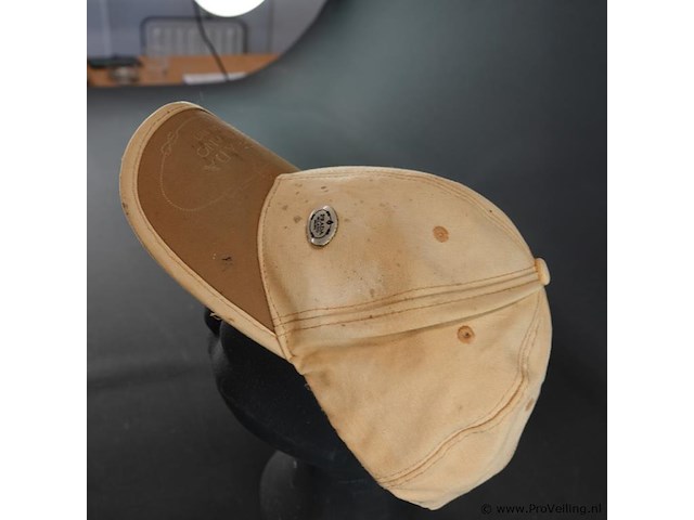 Beige prada baseballpet. gemerkt - afbeelding 3 van  5