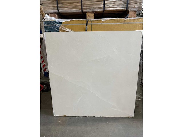 Beige tegels in 120x120cm 28,8 m2 - afbeelding 2 van  4