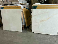 Beige tegels in 120x120cm 28,8 m2 - afbeelding 3 van  3