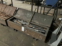 Beitels in kist - afbeelding 2 van  4