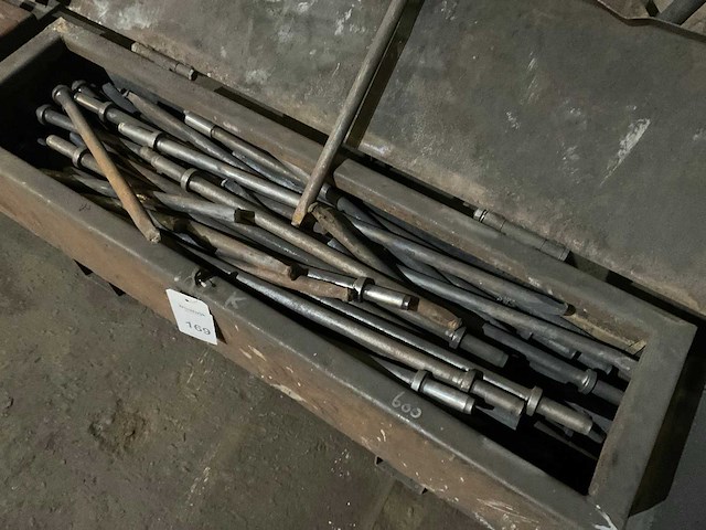 Beitels in kist - afbeelding 3 van  4