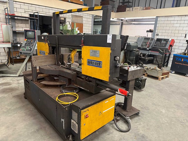 Bekamak - 2011 - bmsy 360 cdgh - metalen horizontale bandzaagmachine - afbeelding 1 van  10