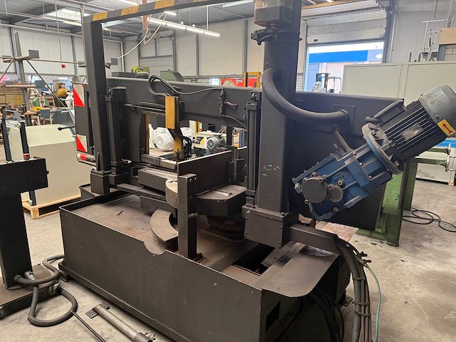 Bekamak - 2011 - bmsy 360 cdgh - metalen horizontale bandzaagmachine - afbeelding 7 van  10