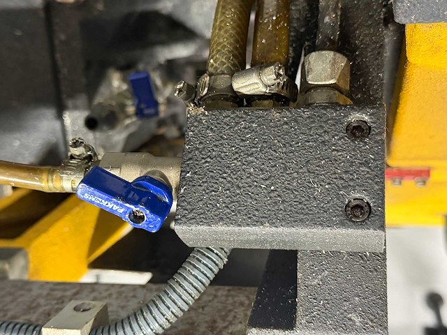 Bekamak - bmso 320 - metal vertical band sawing machine - 2011 - afbeelding 11 van  20