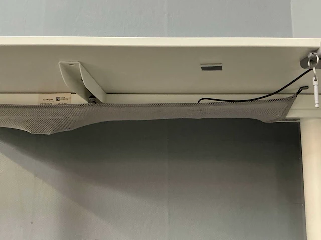 Bekant - elektrisch verstelbare bureautafel 160x80 cm - afbeelding 8 van  10