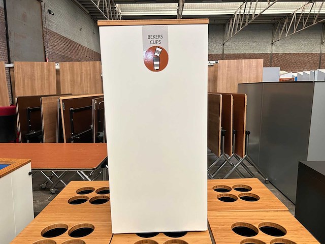 Bekerdispenser wit met houten bovenblad (7x) - afbeelding 2 van  5