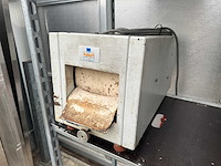 Beko - elektrische kleinbrood- / puntjesmachine - afbeelding 2 van  8