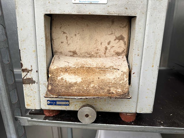 Beko - elektrische kleinbrood- / puntjesmachine - afbeelding 3 van  8