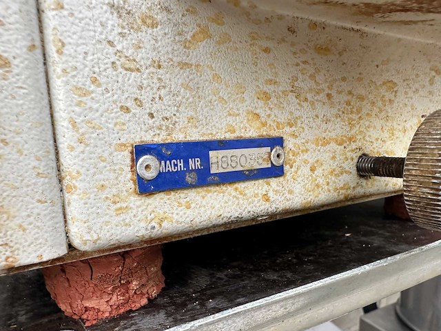 Beko - elektrische kleinbrood- / puntjesmachine - afbeelding 6 van  8