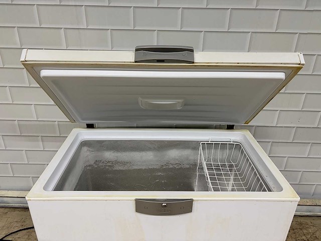 Beko - vrieskist - afbeelding 3 van  4