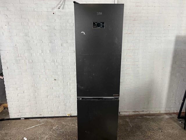 Beko b7rcne407hxbr harvestfresh - koel-vriescombinatie - afbeelding 1 van  5
