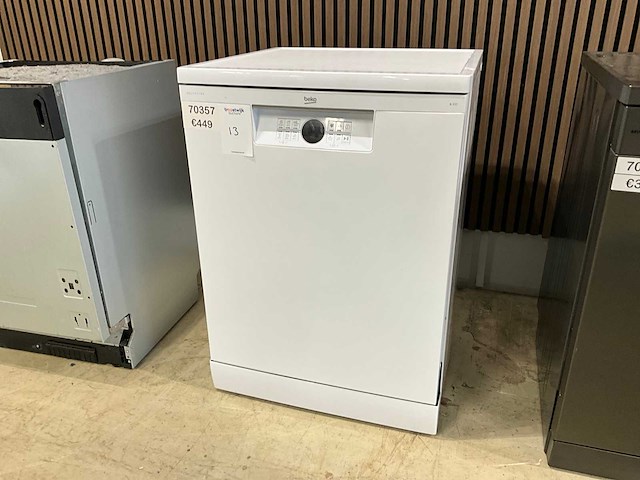 Beko bdfn26440w2 vrijstaande vaatwasser - afbeelding 1 van  4