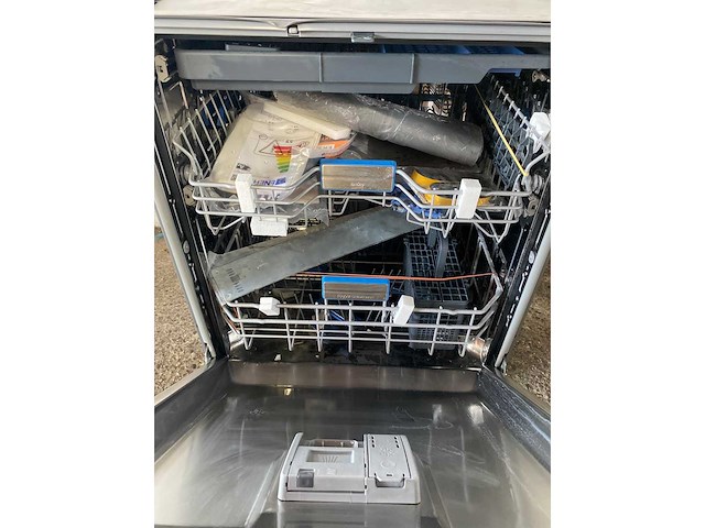 Beko bg840exubp semi-ingebouwd 15 couverts - afbeelding 5 van  5