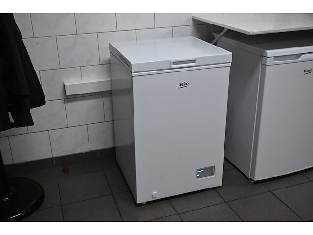 Beko cf100ewn vriezer - afbeelding 1 van  3