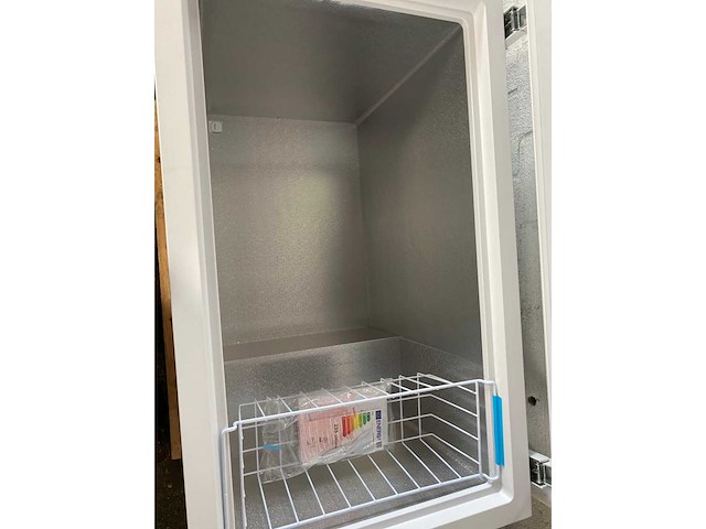 Beko cf200ewn – vrieskist – 200 l capaciteit - afbeelding 7 van  7