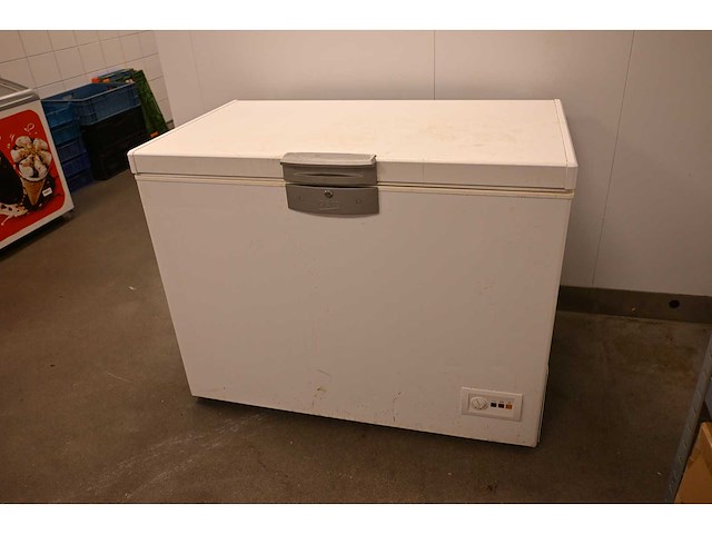 Beko hsa 32520 vrieskist - afbeelding 3 van  4