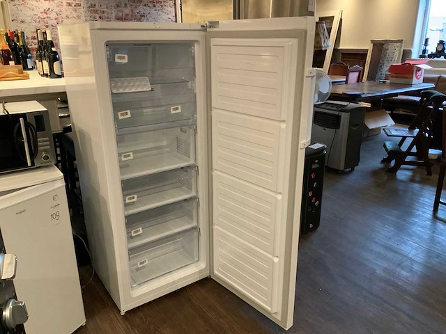 Beko vriezer - afbeelding 2 van  3