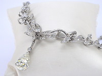 Belangrijk collier met een grote peer vorm diamant van 3.50 carat en natuurlijke diamanten - afbeelding 8 van  11