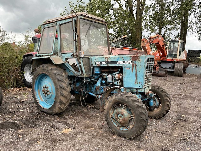Belarus - 1994 - bx 90 4x4 - vierwielaangedreven landbouwtractor - afbeelding 1 van  26