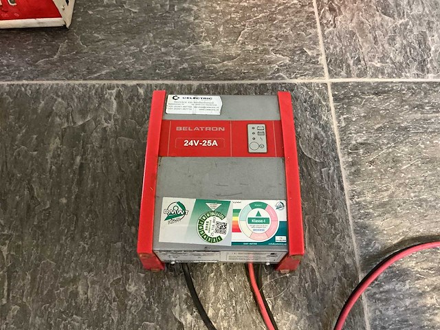 Belatron - 24v 25a - acculaders - 2016 - afbeelding 1 van  3