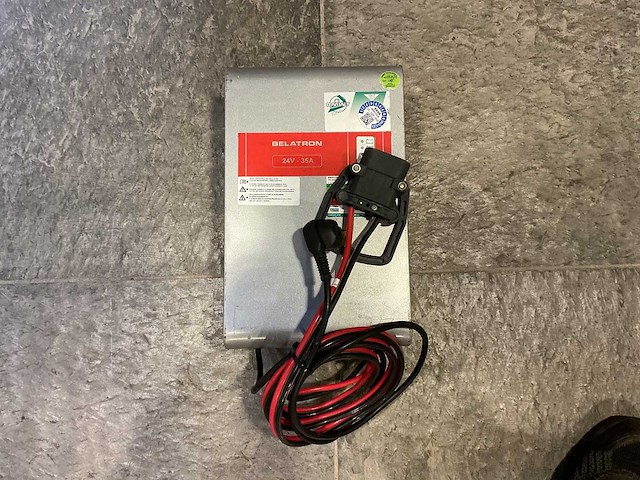 Belatron - 24v 35a - battery chargers - 2022 - afbeelding 1 van  2