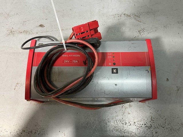 Belatron - 24v 65a - battery chargers - 2015 - afbeelding 1 van  2