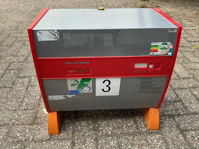 Belatron - 48v 100a - battery chargers - 2013 - afbeelding 1 van  3