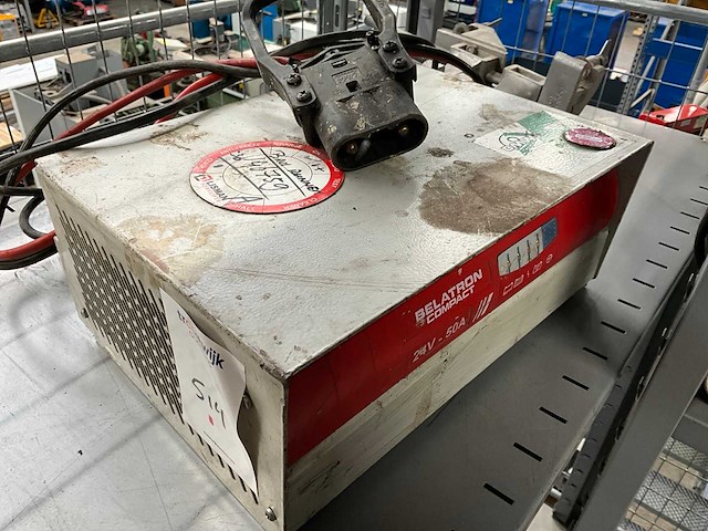 Belatron compact 24v-50a acculader - afbeelding 2 van  5