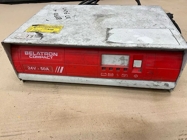 Belatron compact acculader - afbeelding 3 van  3