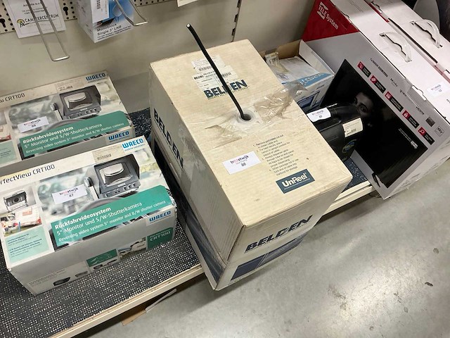 Belden coaxkabel - afbeelding 1 van  3