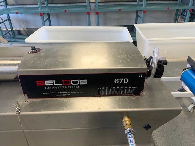 Beldos 670 mobiele doseer / afvulmachine - afbeelding 4 van  6