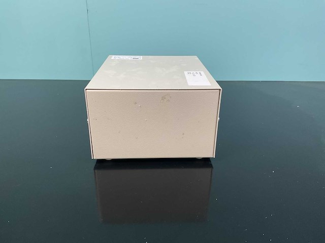 Belga la 105.21 diverse laboratoriumapparatuur - afbeelding 2 van  4