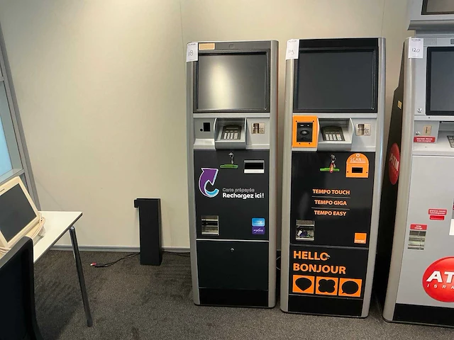 Belgacom / proximus zelfservice kiosk - afbeelding 1 van  6