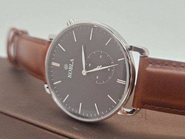 Belgisch juweliershorloge - sharkmesh milanese model - afbeelding 1 van  8