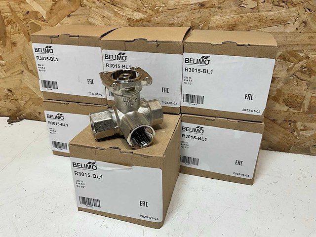 Belimo r3015-bl1 3-weg open/dicht kogelkraan dn15 1/2" kvs5.5 bl (7x) - afbeelding 1 van  2
