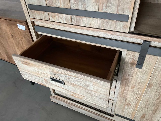 Bella buffetkast - afbeelding 2 van  13