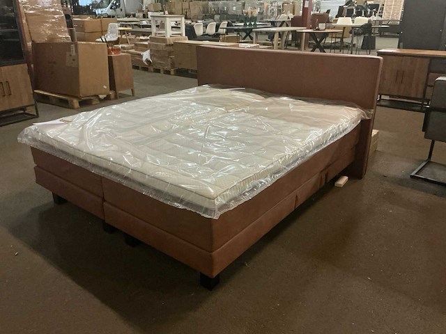 Bellagio lederlook husp hazel 96 elektrische boxspring 180x200cm - afbeelding 3 van  9
