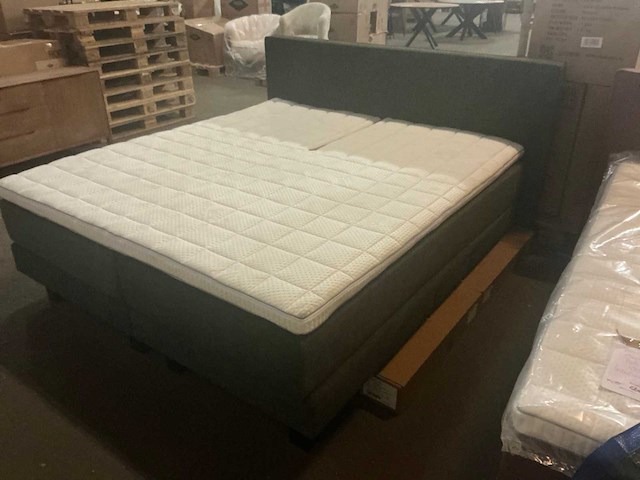 Bellagio lederlook magnesia 96 elektrische boxspring 180x200cm - afbeelding 3 van  8