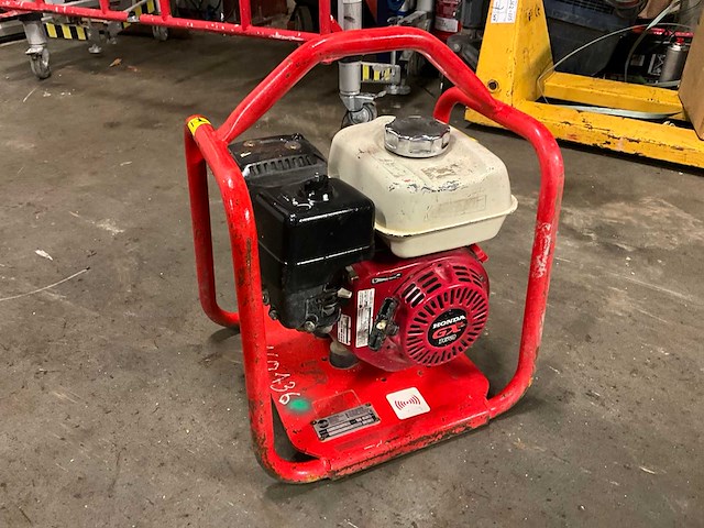 Belle 165.9.072 beregeningspomp - afbeelding 1 van  5