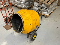 Belle minimix 130 betonmixer - afbeelding 1 van  5
