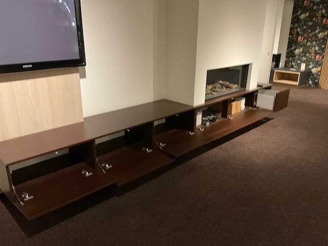 Bellfires horizon bell medium inbouw gashaard met kast- en tv wand - afbeelding 9 van  10